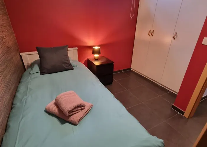 Li Mangon Apartment *