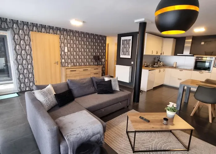 Li Mangon Apartment *