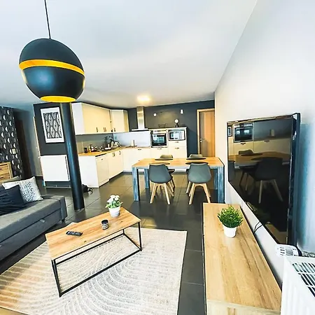 Li Mangon * Francorchamps