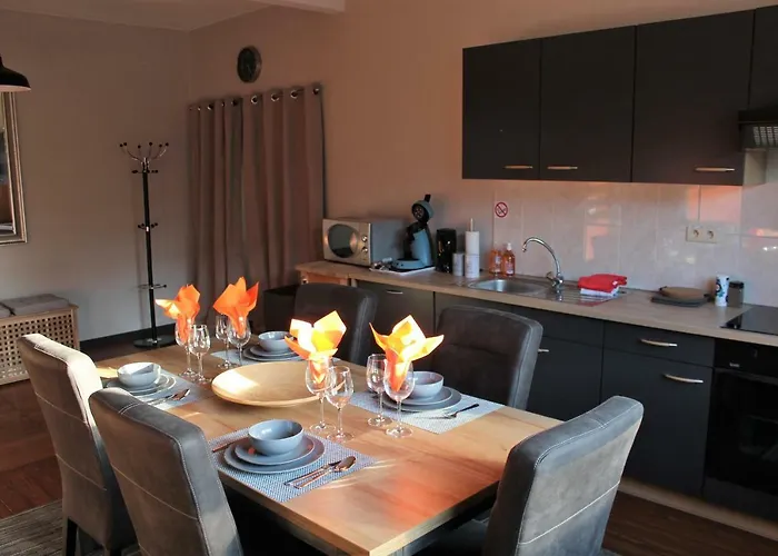 Li Mangon アパート